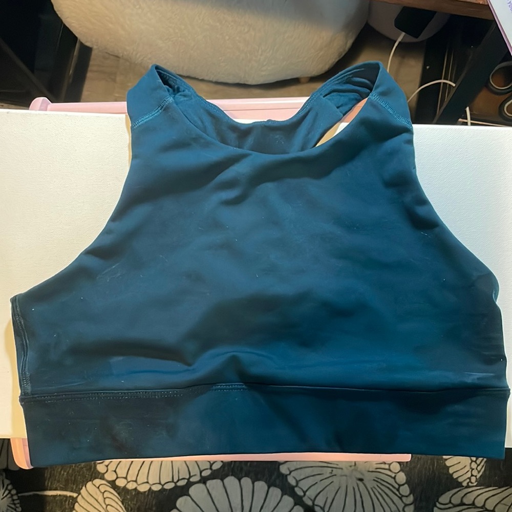 Old Navy Active medium impact sports bra